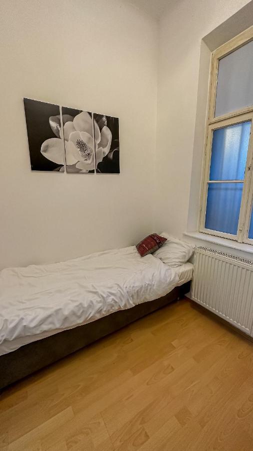 Garden-Eden Apartment Vienna Esterno foto